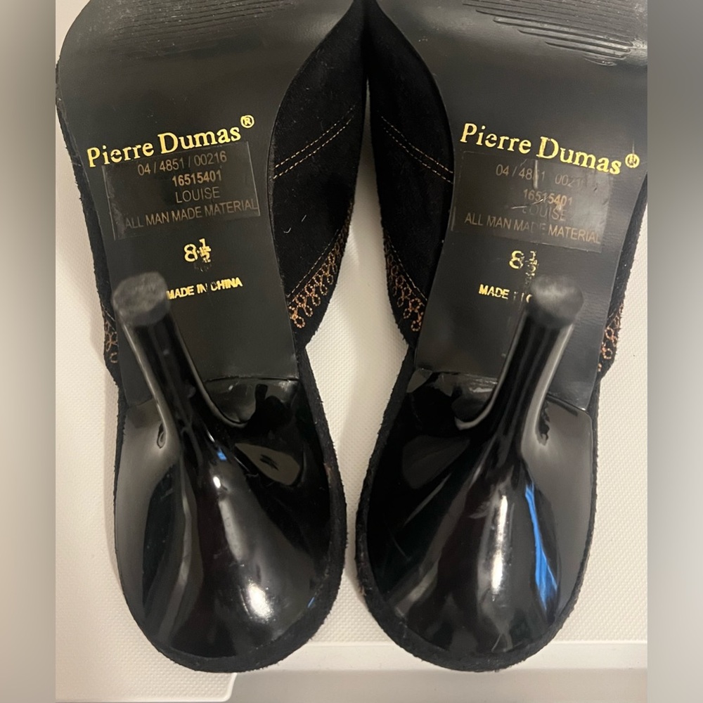 Pierre Dumas Sz 8.5 Black intricate embroidery on suede, Pointed Toe Heels Mules - Picture 8 of 9